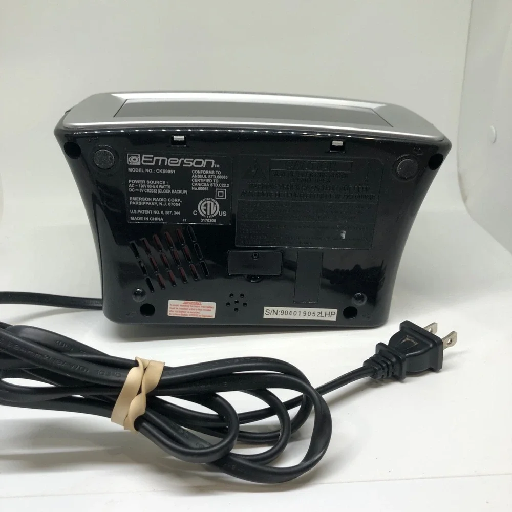 Emerson Research SmartSet CKS9051 Dual Alarm Clock AMFM Radio Tested WORKS